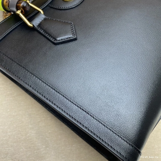 First bag ru Gucci tote small bag Diana 0817